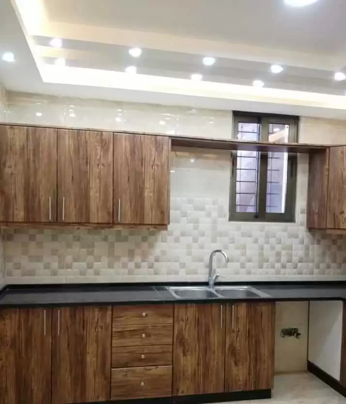 Жилой Готовая недвижимость 3 спальни Н/Ф Квартира  продается в Амман #27911 - 1  image 