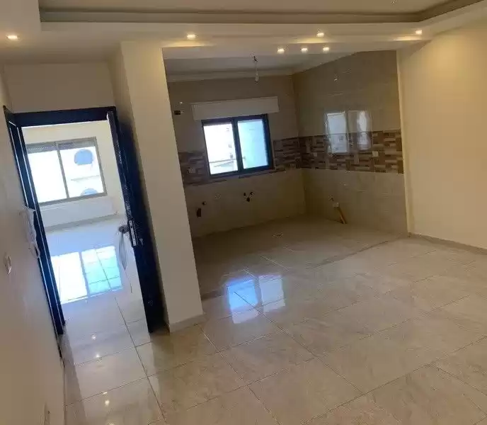 مسکونی املاک آماده 4 اتاق خواب U/F اپارتمان  برای فروش که در امان #27936 - 1  image 