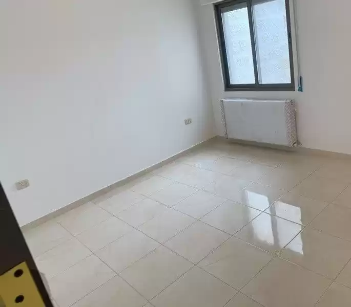 住宅 就绪物业 3+女仆卧室 U/F 公寓  出售 在 安曼 #27938 - 1  image 
