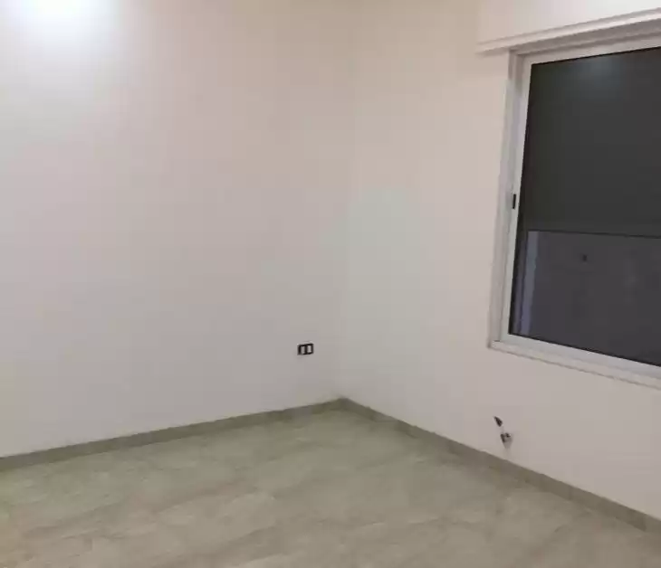 سكني عقار جاهز 3 غرف  غير مفروش شقة  للبيع في عمان #28011 - 1  صورة 