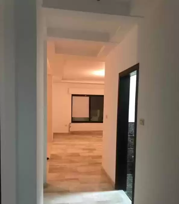مسکونی املاک آماده 3 خوابه U/F اپارتمان  برای فروش که در امان #28043 - 1  image 