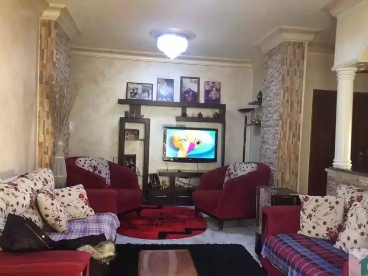 Жилой Готовая недвижимость 3 спальни Н/Ф Квартира  продается в Амман #28045 - 1  image 