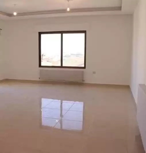 Residencial Listo Propiedad 3 dormitorios U / F Apartamento  venta en Amán #28049 - 1  image 