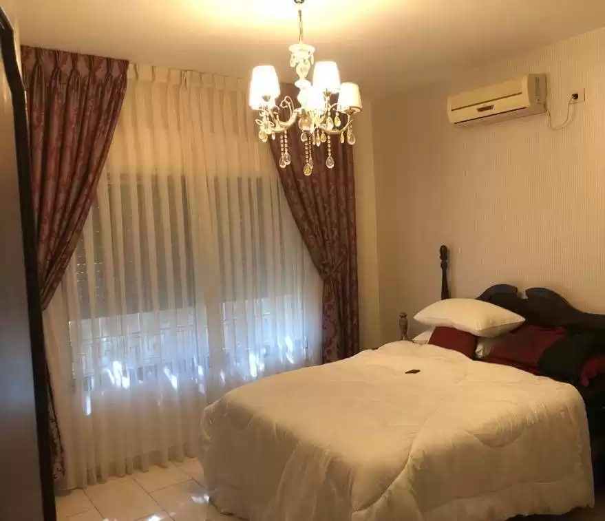 Residential Ready Property 3 Bedrooms F/F Standalone Villa  for rent in Amman #28089 - 1  image 