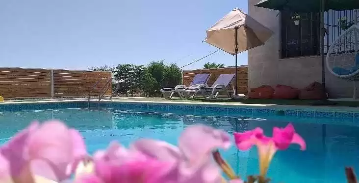 سكني عقار جاهز 2 غرف  مفروش فيلا  للإيجار في عمان #28120 - 1  صورة 