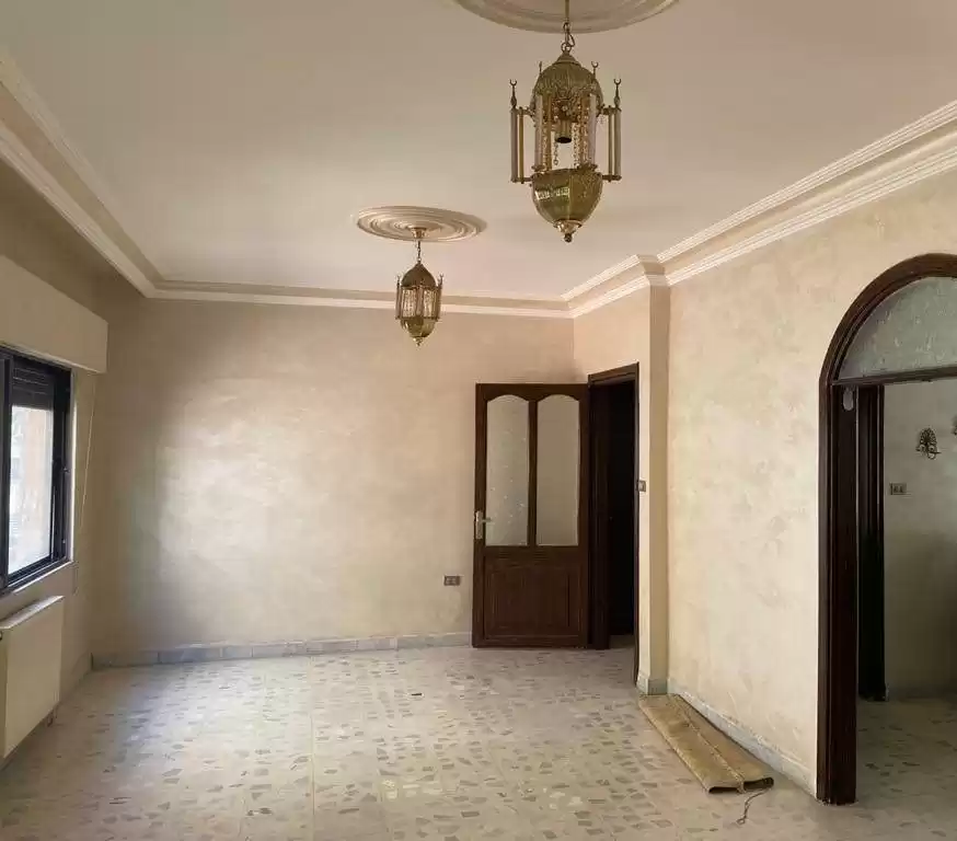 yerleşim Hazır Mülk 3 yatak odası U/F Apartman  kiralık içinde Amman #28143 - 1  image 