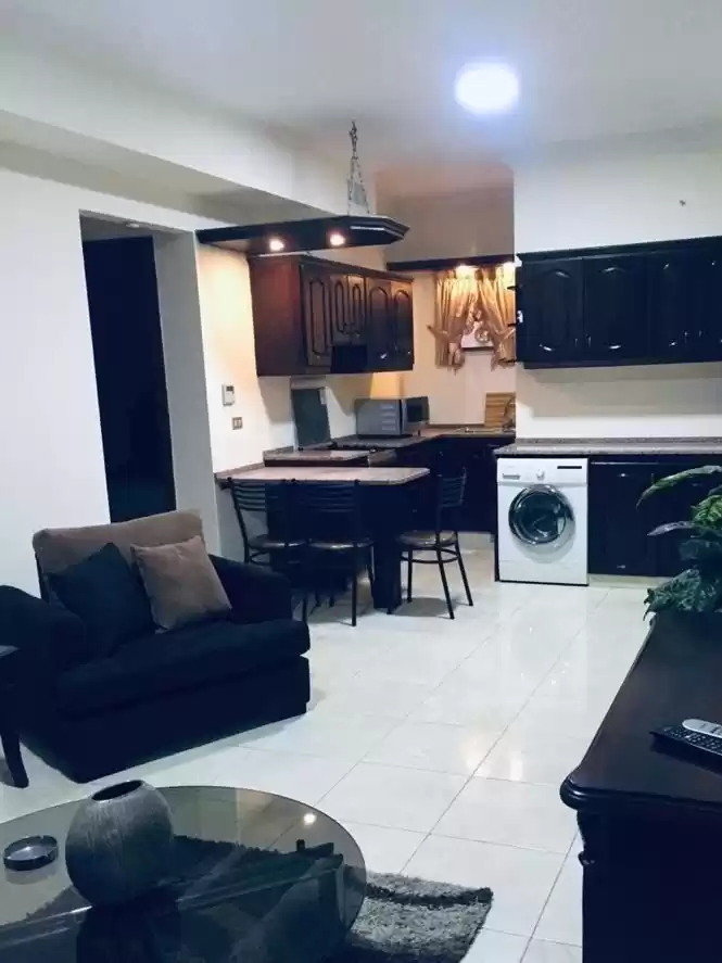 住宅 就绪物业 2 间卧室 楼/楼 公寓  出租 在 安曼 #28158 - 1  image 