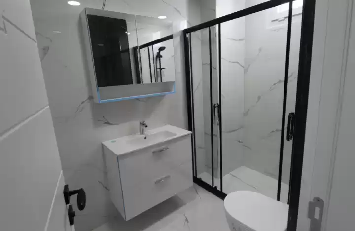 Residencial Listo Propiedad 7+ habitaciones U / F Villa Standerlone  venta en Estanbul #28227 - 1  image 