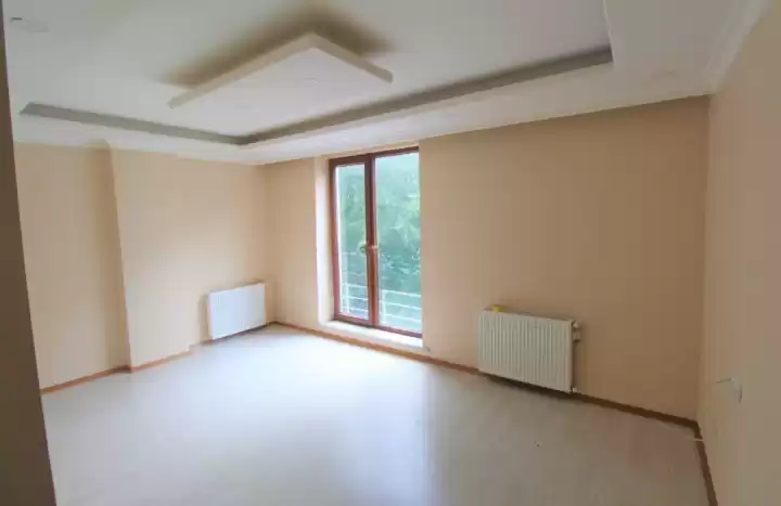 住宅 就绪物业 2 间卧室 U/F 公寓  出售 在 伊斯坦布尔 #28619 - 1  image 