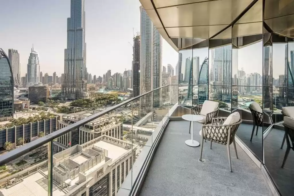 Residential Ready Property 3 Bedrooms U/F Apartment  for rent in Dubai #37462 - 1  image 