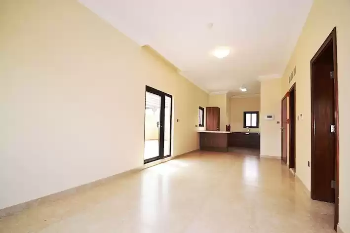 Wohn Klaar eigendom 1 Schlafzimmer S/F Wohnung  zu vermieten in Doha #38789 - 1  image 