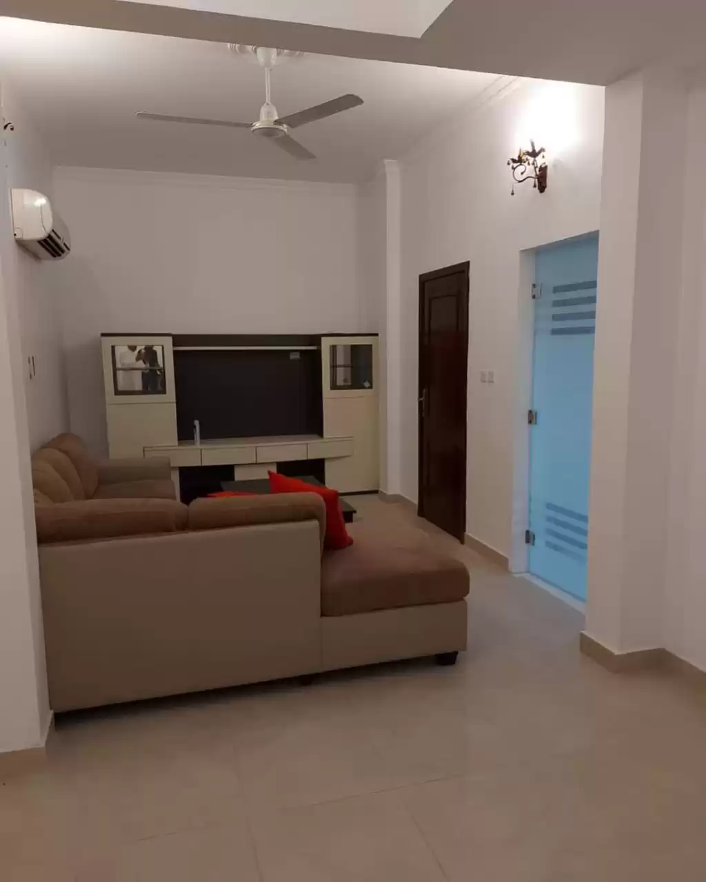 Residential Ready Property 1 Bedroom F/F Apartment  for sale in Al-Manamah #39104 - 1  image 