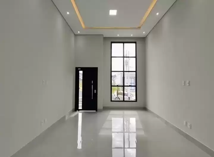 住宅 就绪物业 2 间卧室 U/F 公寓  出售 在 开罗 , 开罗省 #39715 - 1  image 