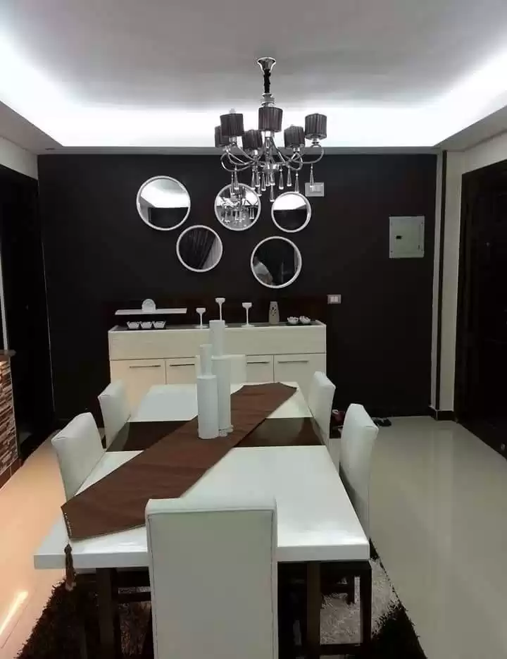 Residencial Listo Propiedad 2 dormitorios F / F Apartamento  alquiler en El-Cairo , Gobernación-de-El-Cairo #39941 - 1  image 