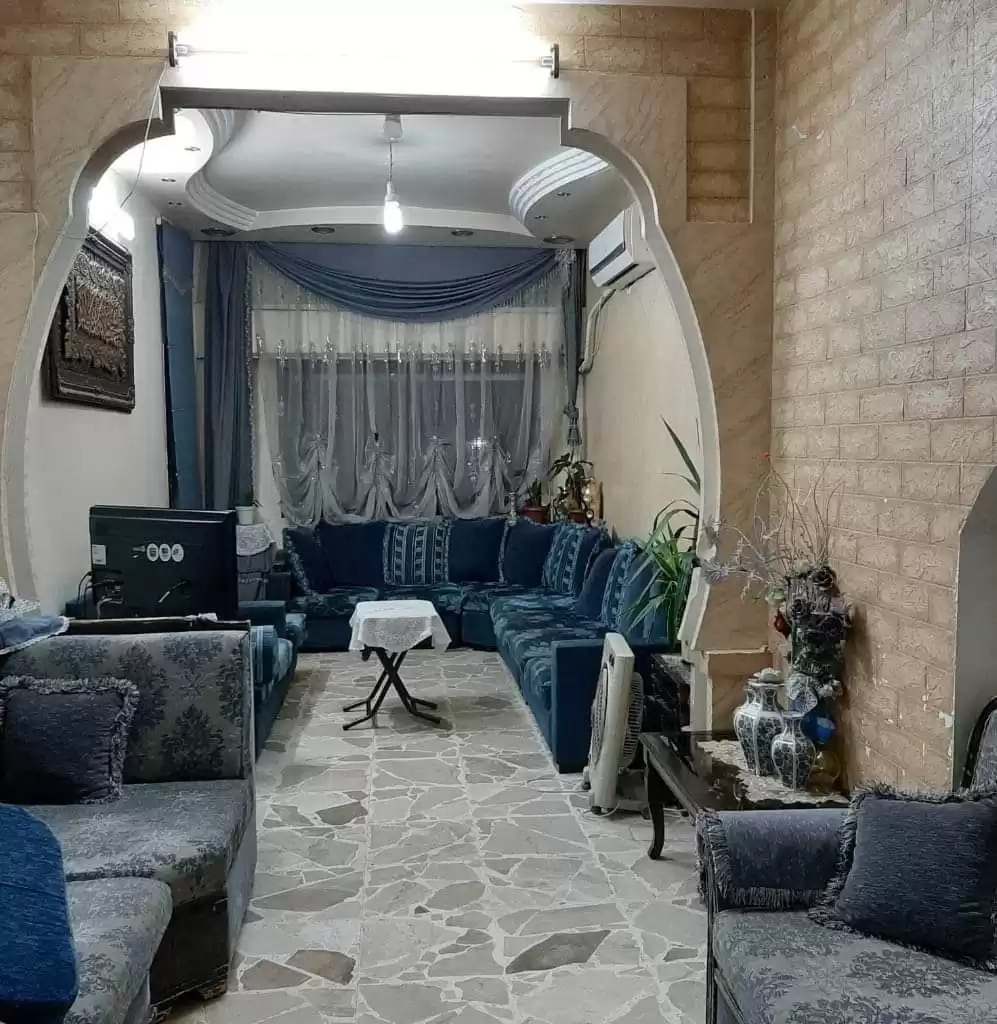 Residential Ready Property 4 Bedrooms F/F Standalone Villa  for sale in Al-Manamah #40047 - 1  image 