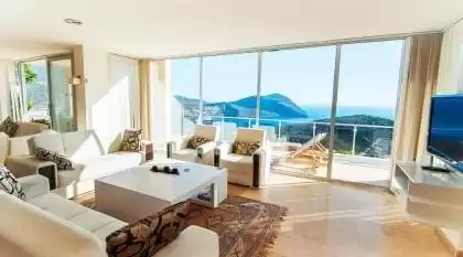 Residential Ready Property 3 Bedrooms U/F Penthouse  for sale in Cairo , Cairo-Governorate #40601 - 1  image 