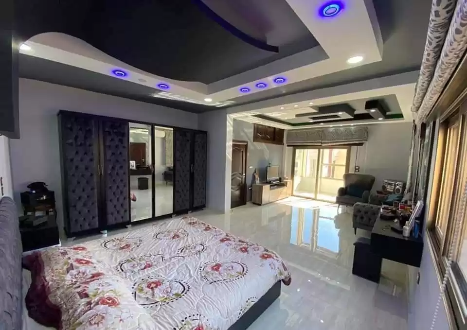 住宅 就绪物业 5 间卧室 楼/楼 独立别墅  出售 在 麦纳麦 #40850 - 1  image 