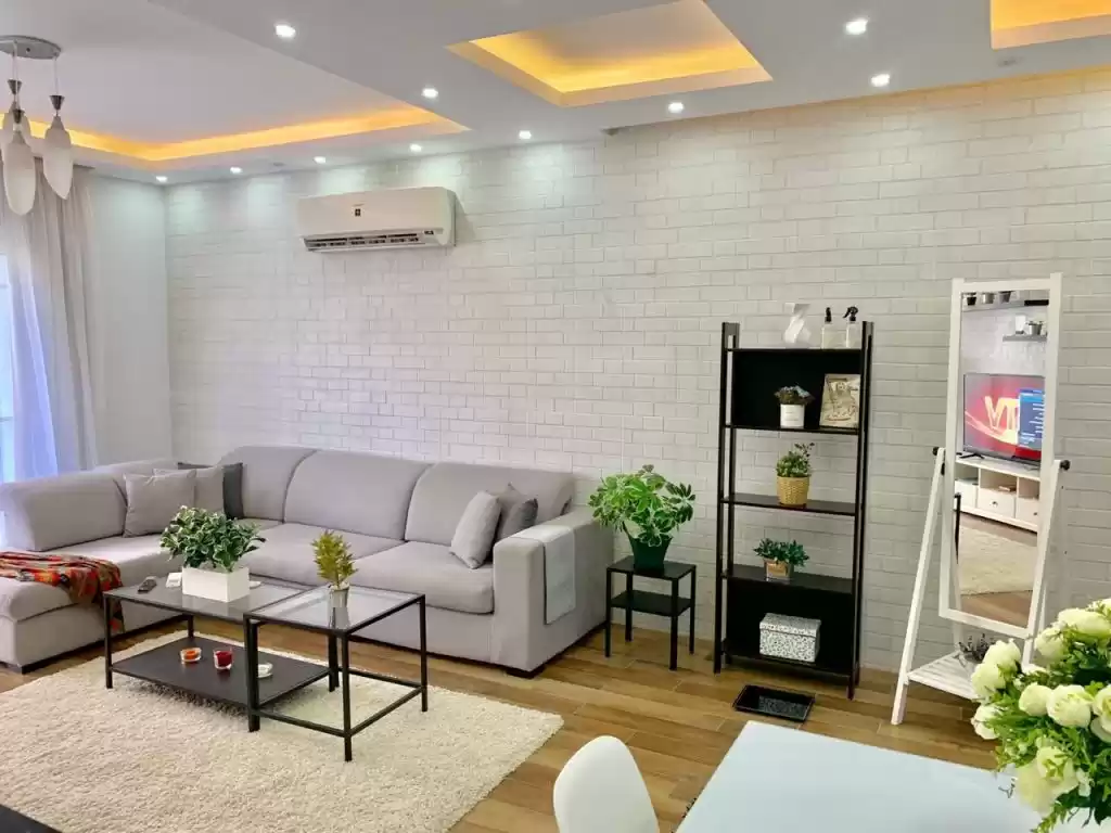 Residential Ready Property 2 Bedrooms S/F Apartment  for sale in Cairo , Cairo-Governorate #41010 - 1  image 