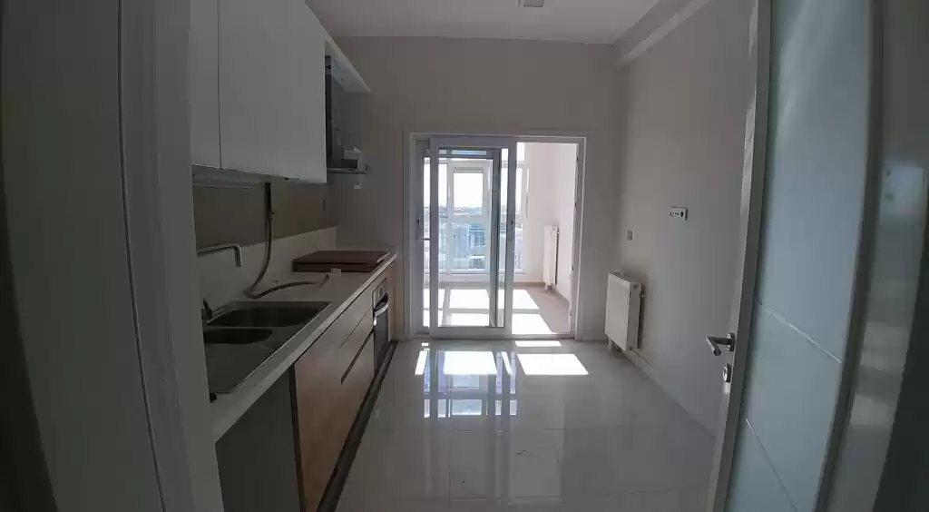 Wohn Klaar eigendom 2 Schlafzimmer U/F Wohnung  zu verkaufen in Istanbul #42678 - 1  image 