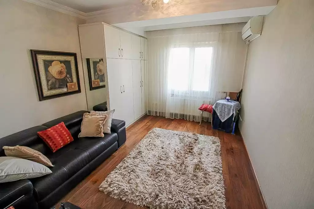 سكني عقار جاهز 2 غرف  غير مفروش شقة  للبيع في اسطنبول #43972 - 1  صورة 