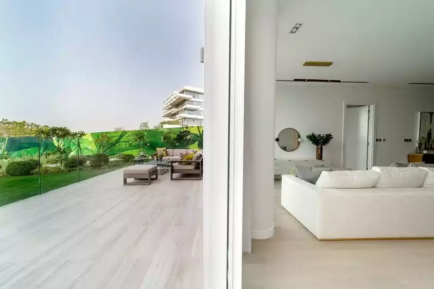 Wohn Klaar eigendom 2 Schlafzimmer S/F Wohnung  zu verkaufen in Dubai #46072 - 1  image 