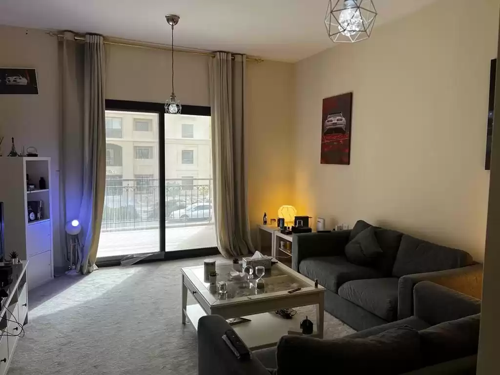 Wohn Außerplanmäßig 2 Schlafzimmer F/F Wohnung  zu verkaufen in Al Sadd , Doha #46134 - 1  image 