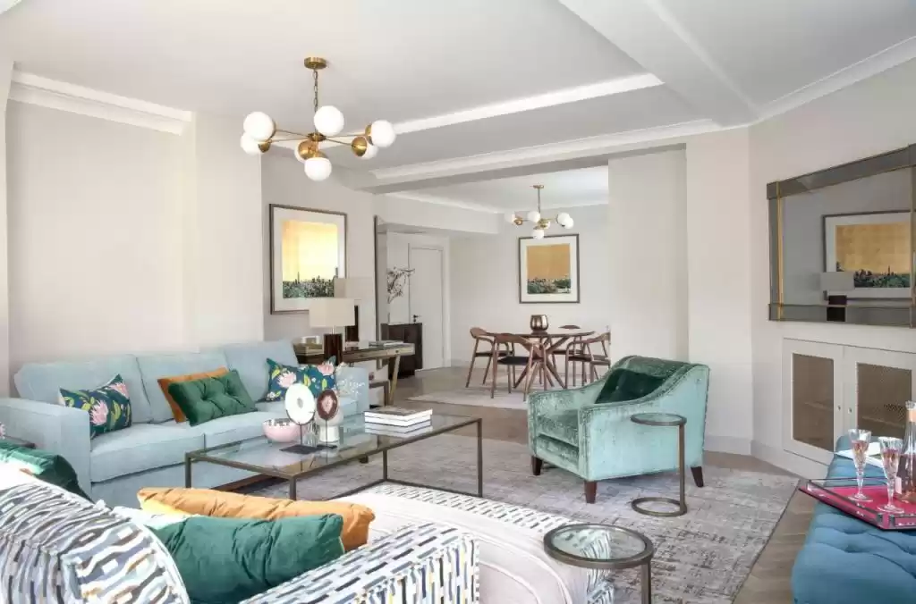 Résidentiel Propriété prête 4 chambres U / f Imeuble  à vendre au Londres , Grand-Londres , Angleterre #46156 - 1  image 