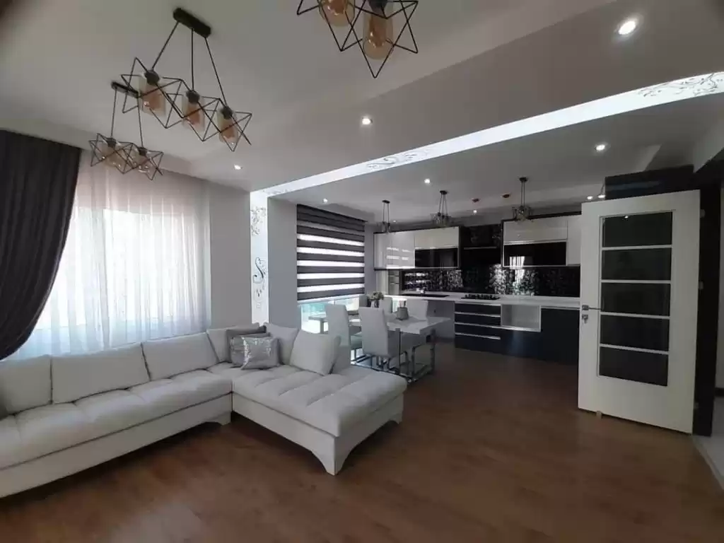 Residential Ready Property 1 Bedroom F/F Apartment  for rent in Dubai #46396 - 1  image 