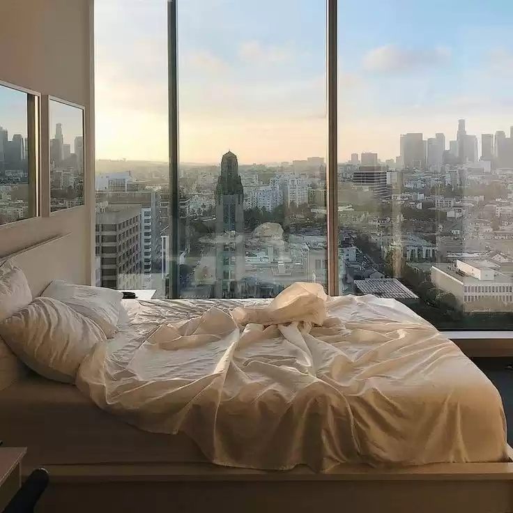 Résidentiel Propriété prête 4 chambres U / f Imeuble  a louer au Londres , Grand-Londres , Angleterre #46656 - 1  image 