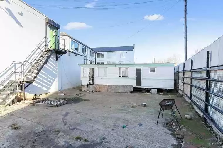 Comercial Listo Propiedad U / F Almacén  venta en Londres , Gran-Londres , Inglaterra #47582 - 1  image 