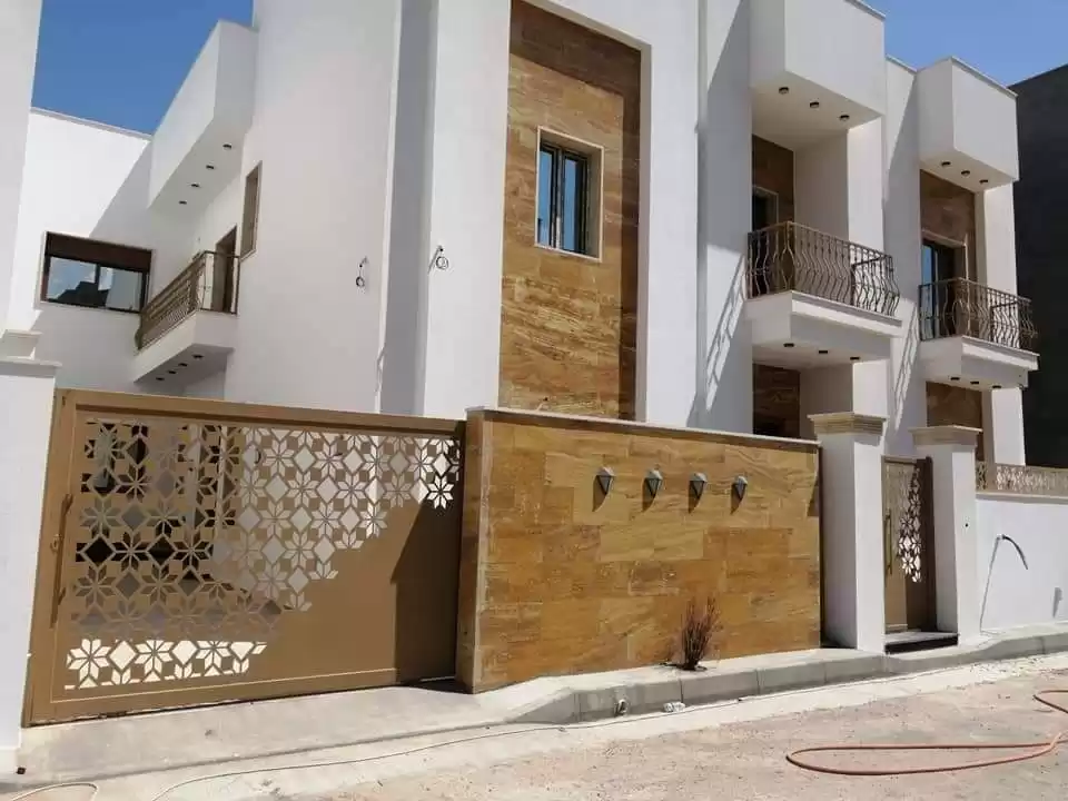 Residential Ready Property 5 Bedrooms S/F Duplex  for rent in Baghdad Governorate #49724 - 1  image 