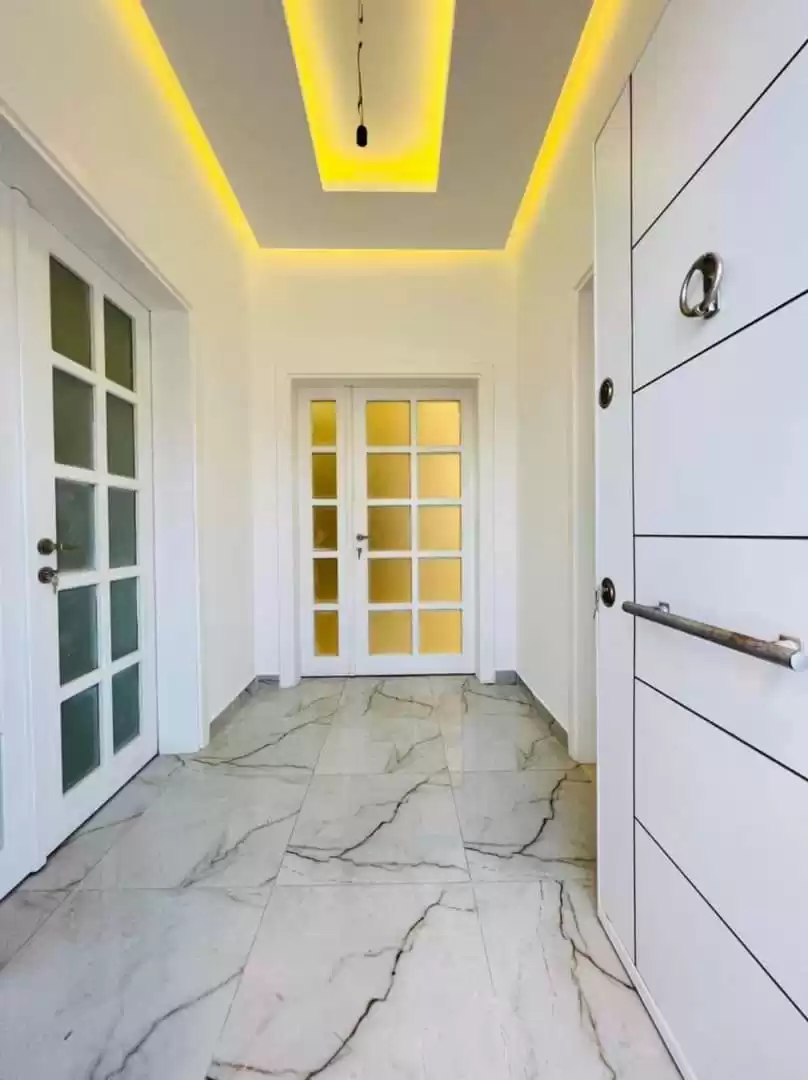 Wohn Klaar eigendom 2 + Magd Schlafzimmer U/F Wohnung  zu vermieten in Gouvernement Bagdad #49774 - 1  image 