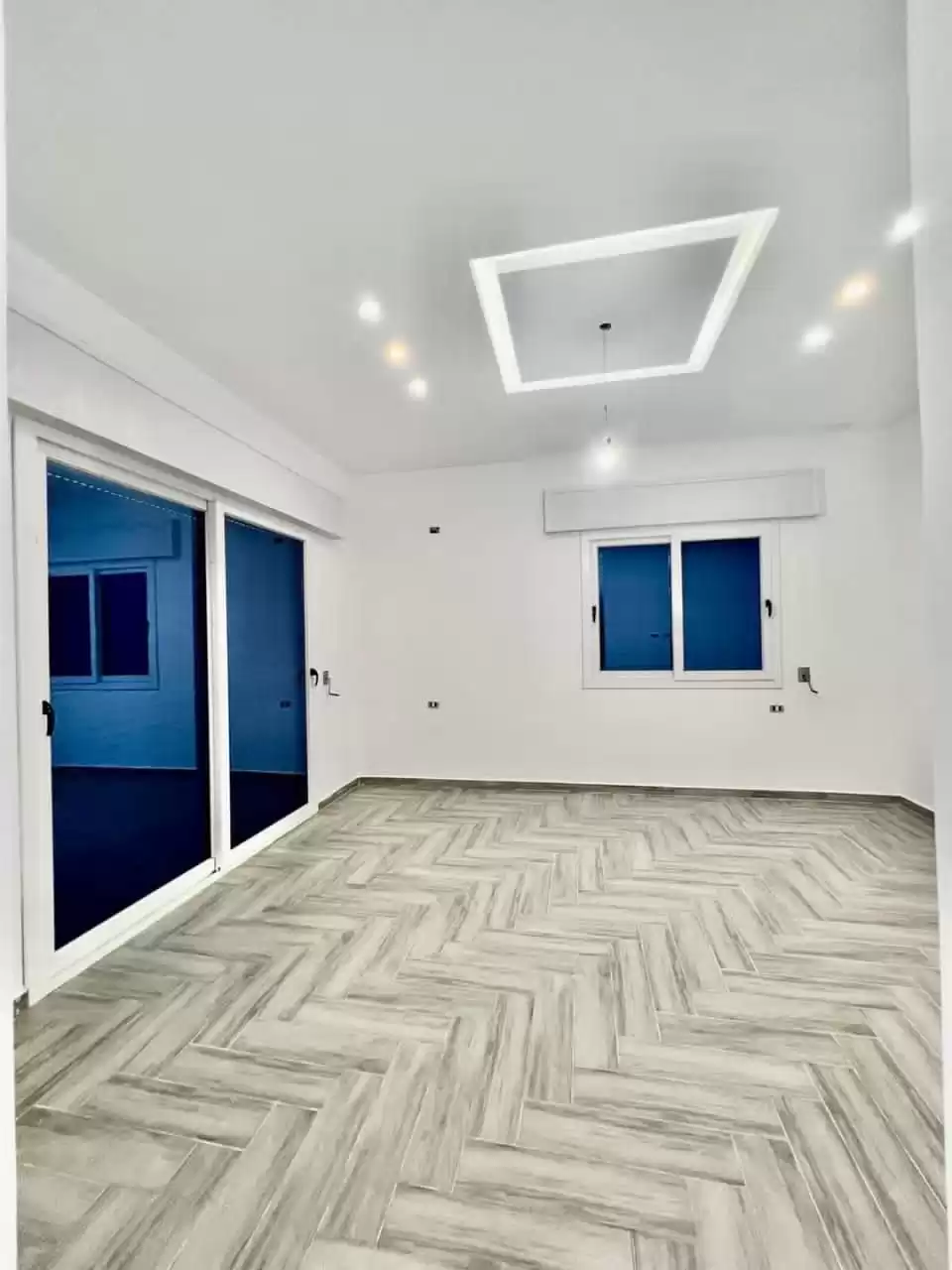 Residential Ready Property 2 Bedrooms U/F Duplex  for sale in Baghdad Governorate #49807 - 1  image 