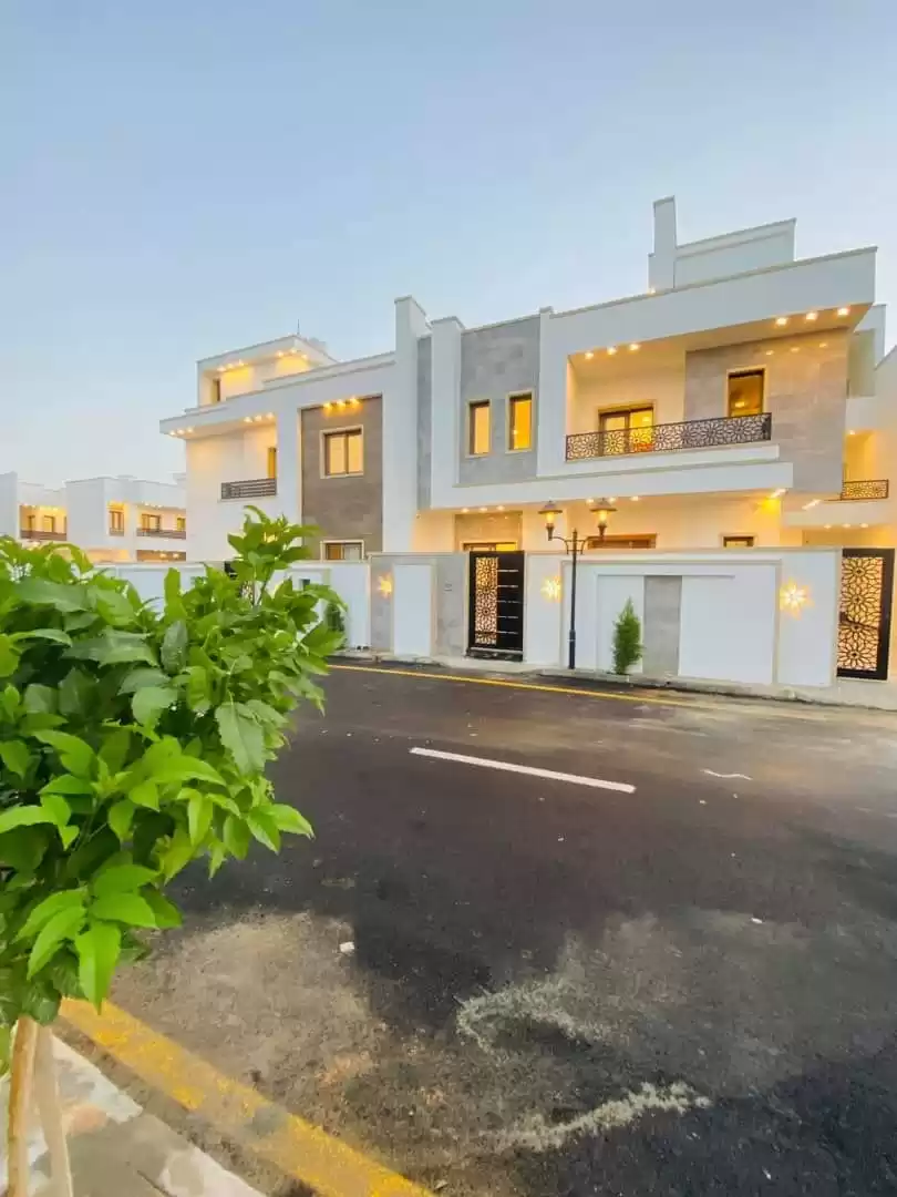 Residential Ready Property 3 Bedrooms U/F Apartment  for sale in Baghdad Governorate #49831 - 1  image 