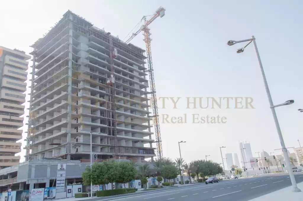 Résidentiel Off Plan 2 + femme de chambre S / F Appartement  à vendre au Al-Sadd , Doha #49898 - 1  image 