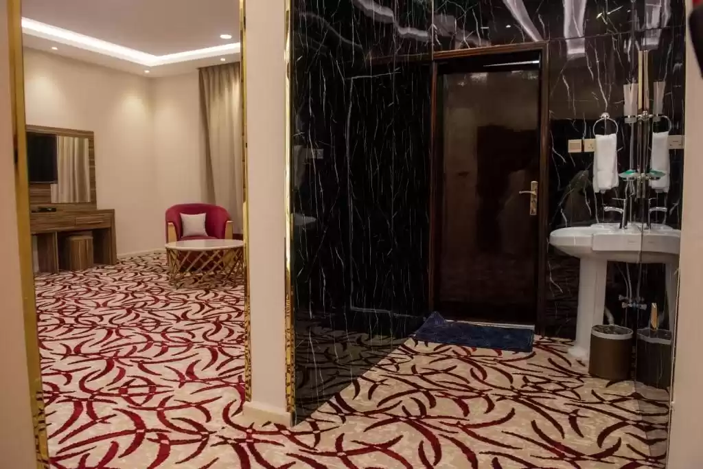 Wohn Klaar eigendom 2 Schlafzimmer U/F Wohnung  zu verkaufen in Al Bidda , Doha #51223 - 1  image 