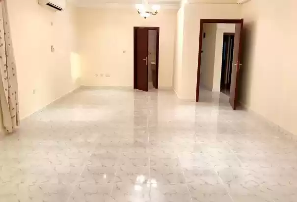 سكني عقار جاهز 5 + غرفة خادمة نصف مفروش فيلا  للإيجار في السد , الدوحة #8480 - 1  صورة 