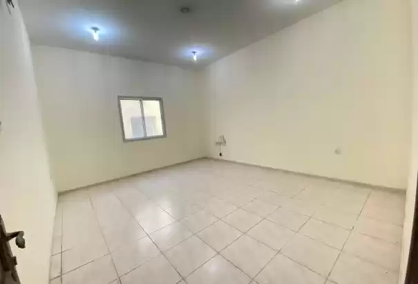 yerleşim Hazır Mülk 1 yatak odası U/F Apartman  kiralık içinde Al Sadd , Doha #8613 - 1  image 