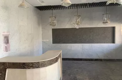 Kommerziell Klaar eigendom U/F Gebouw  zu vermieten in Al Sadd , Doha #8620 - 1  image 