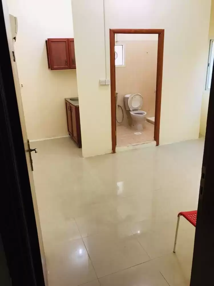 Résidentiel Propriété prête Studio U / f Appartement  a louer au Al-Sadd , Doha #8880 - 1  image 