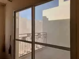 住宅 就绪物业 4 间卧室 楼/楼 大院别墅  出租 在 萨德 , 多哈 #9304 - 1  image 