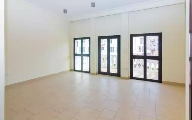 yerleşim Hazır Mülk 1 yatak odası S/F Apartman  kiralık içinde Al Sadd , Doha #9375 - 1  image 