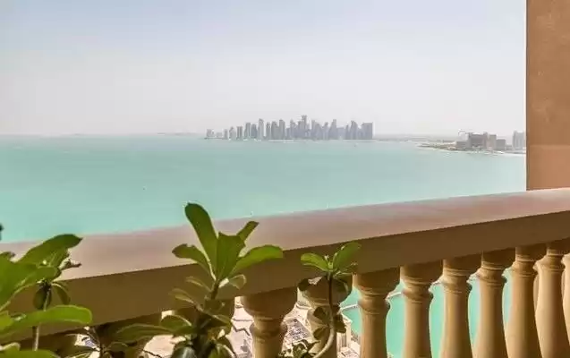Wohn Klaar eigendom 2 Schlafzimmer S/F Wohnung  zu vermieten in Al Sadd , Doha #9466 - 1  image 