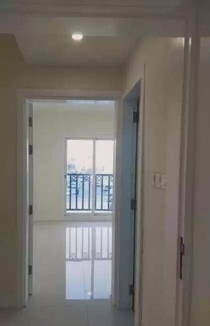 住宅 就绪物业 2 间卧室 U/F 公寓  出租 在 萨德 , 多哈 #9497 - 1  image 