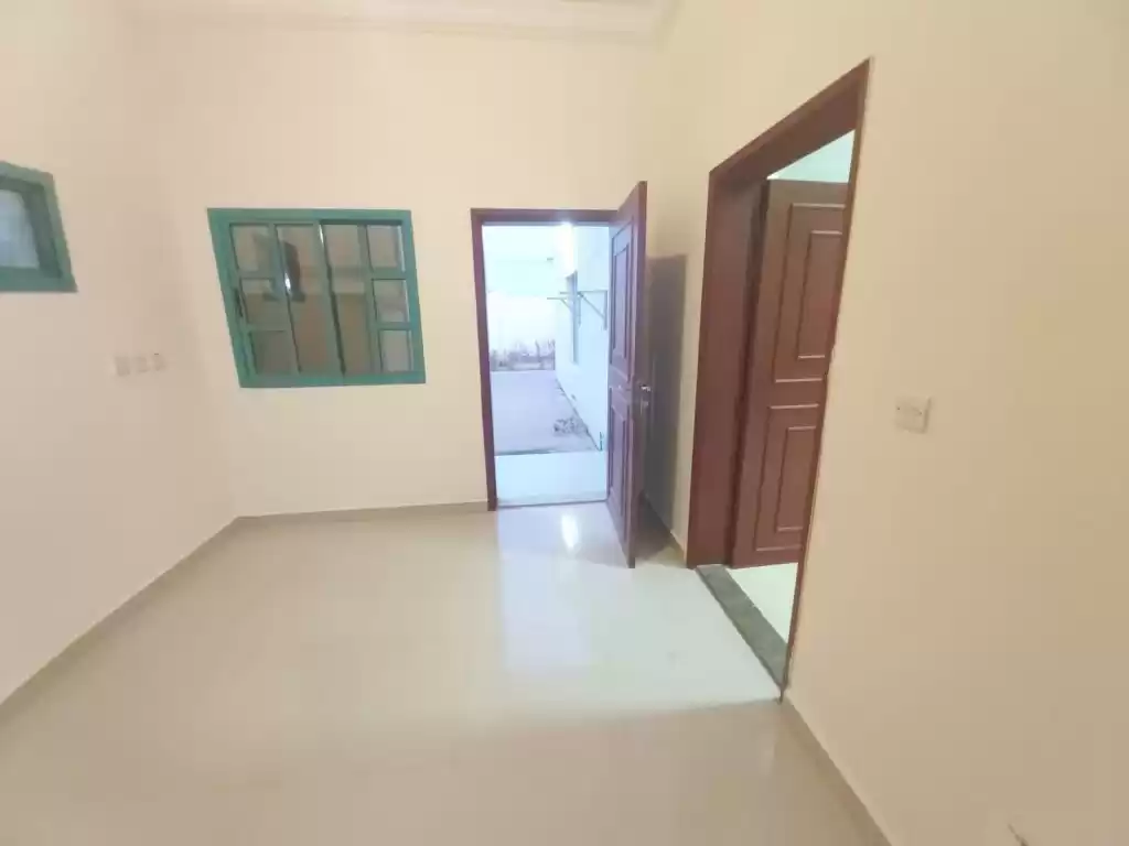 住宅 就绪物业 3 间卧室 U/F 公寓  出租 在 萨德 , 多哈 #9578 - 1  image 