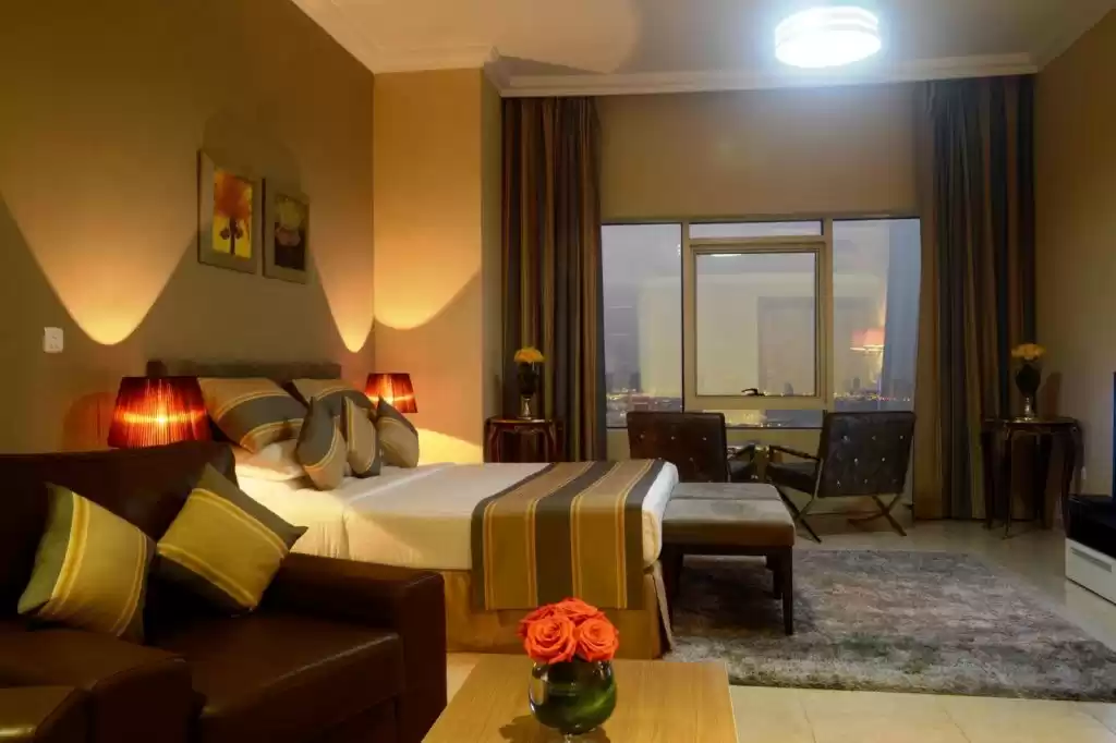 Wohn Klaar eigendom 3 Schlafzimmer U/F Wohnung  zu vermieten in Al Sadd , Doha #9597 - 1  image 